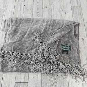 Woolrich Chenille Tassels Scarf Gray Soft 13.5 X 67 Winter Knit
